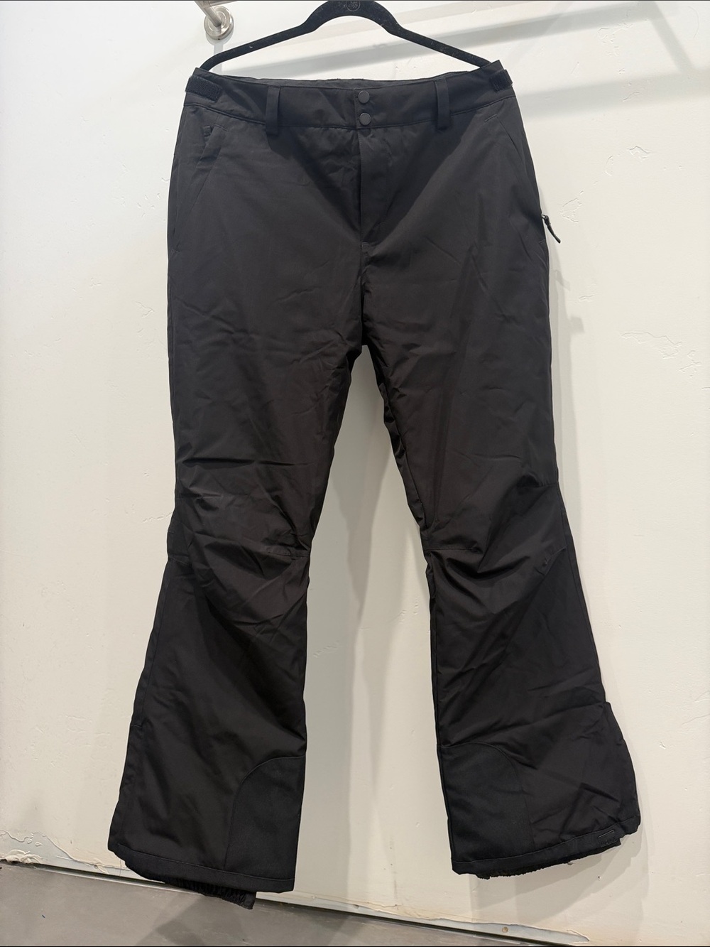 Roxy Women’s Black Snowboard Pants - Insulated Winter Performance